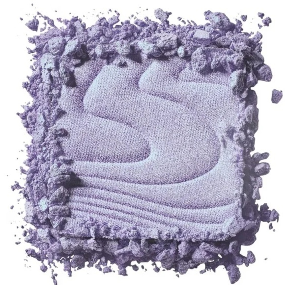 r.e.m. beauty Miss Neptune Interstellar Highlighter Topper- iridescent lavender - Picture 3 of 10